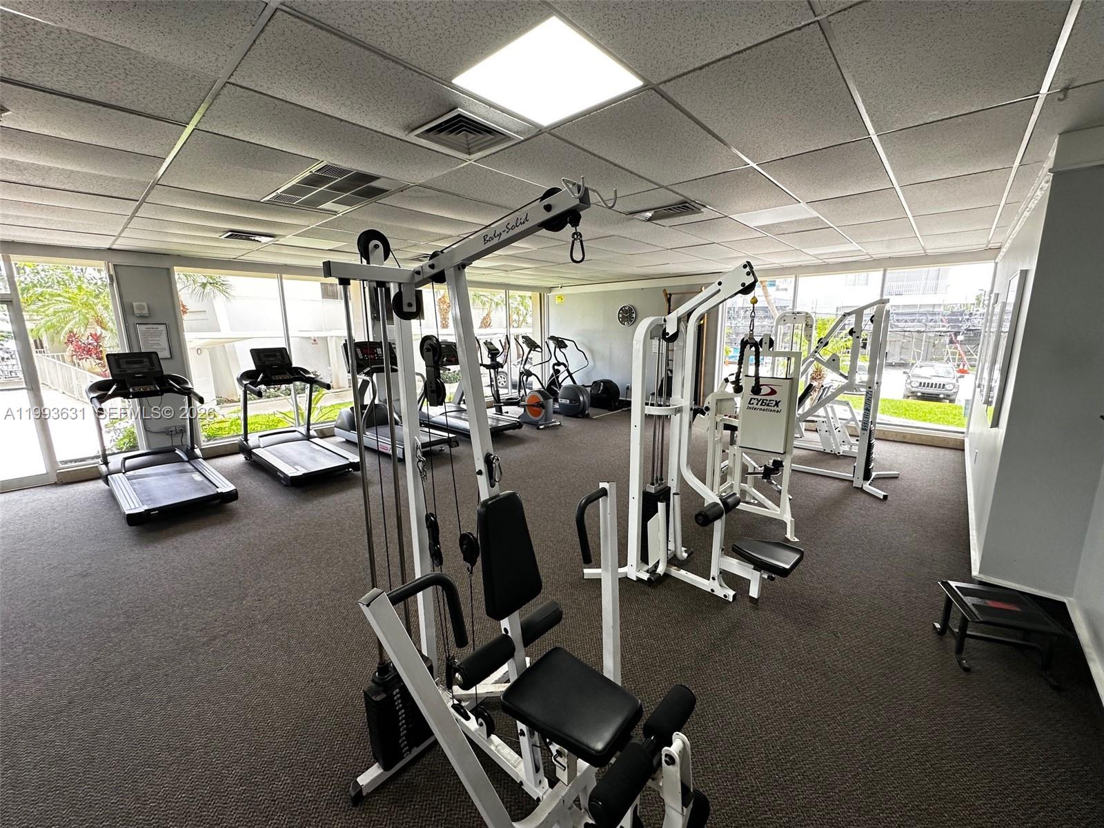 ARLEN HOUSE CONDO - Residential