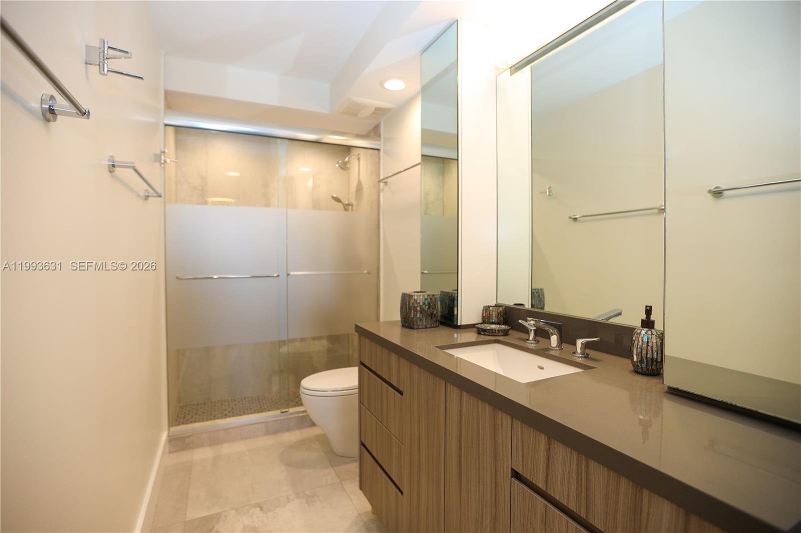 ARLEN HOUSE CONDO - Residential