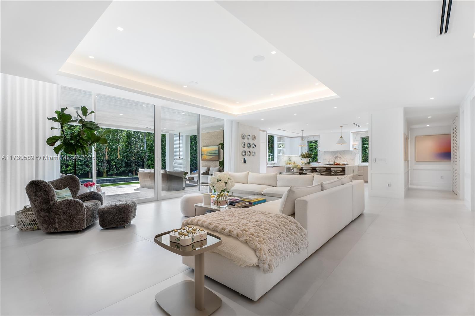 MANGO TERRACE - Residential