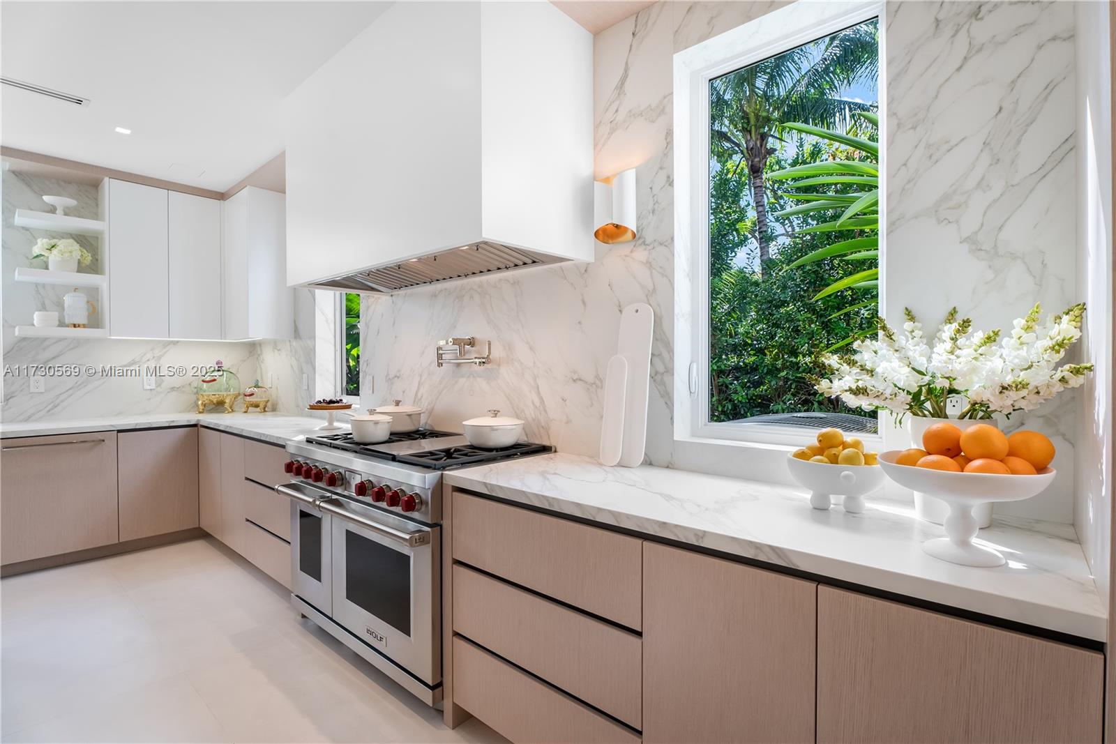 MANGO TERRACE - Residential