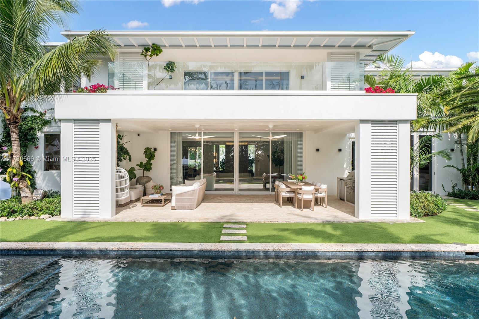 MANGO TERRACE - Residential