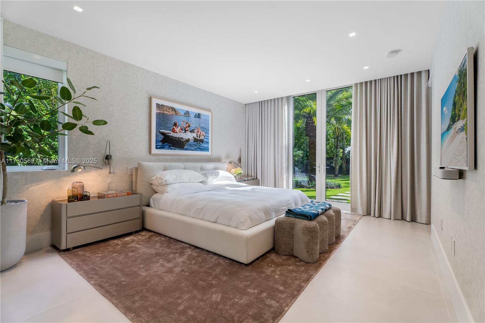 MANGO TERRACE - Residential