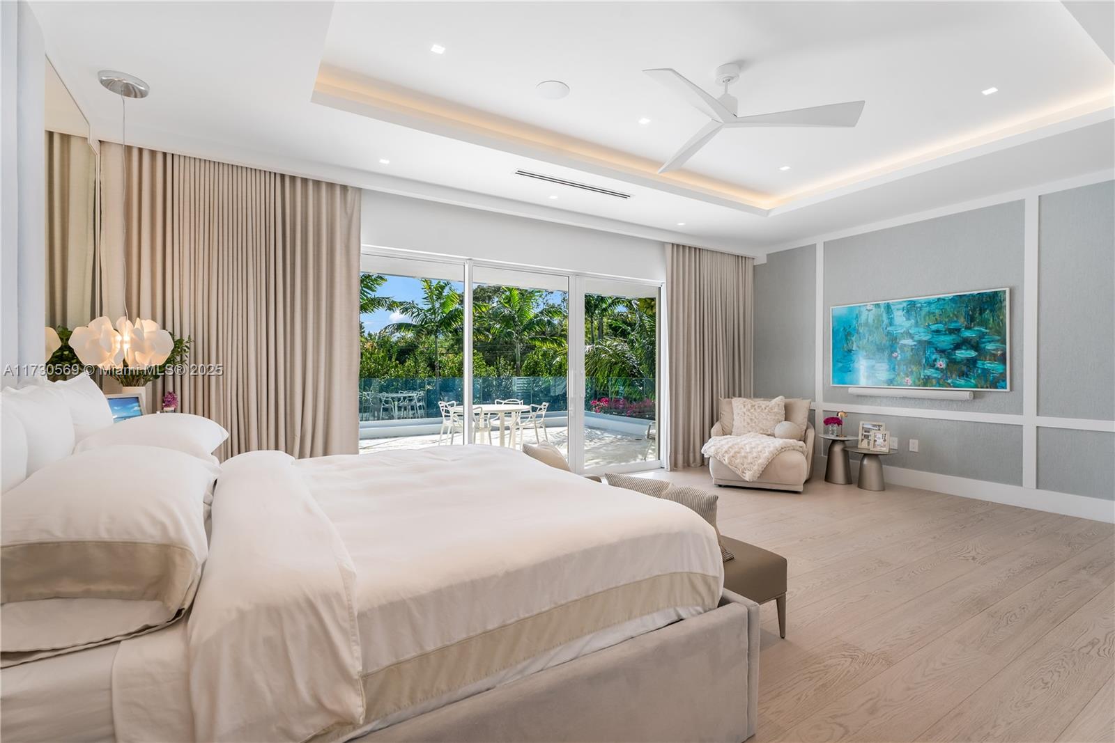 MANGO TERRACE - Residential