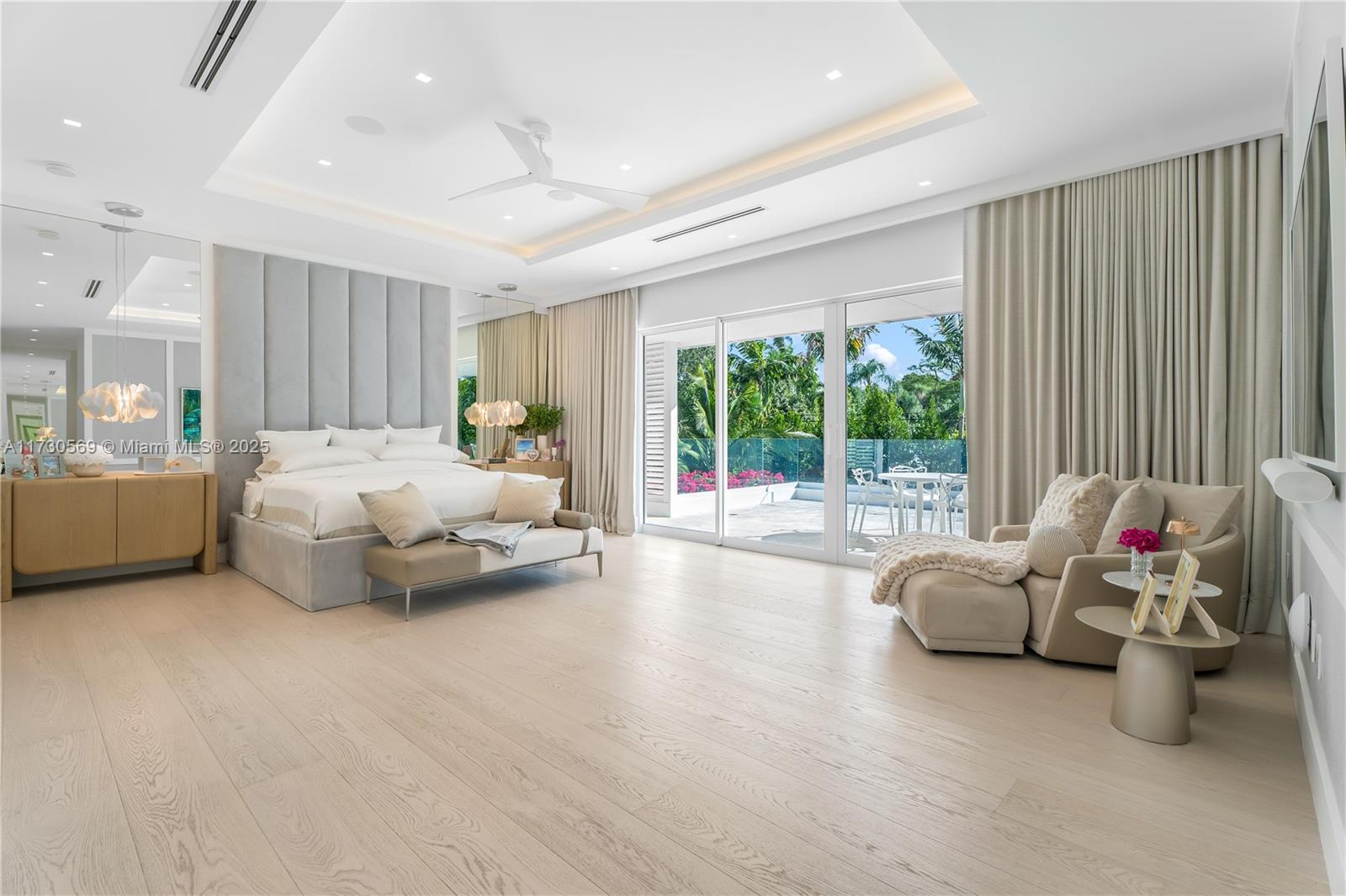 MANGO TERRACE - Residential