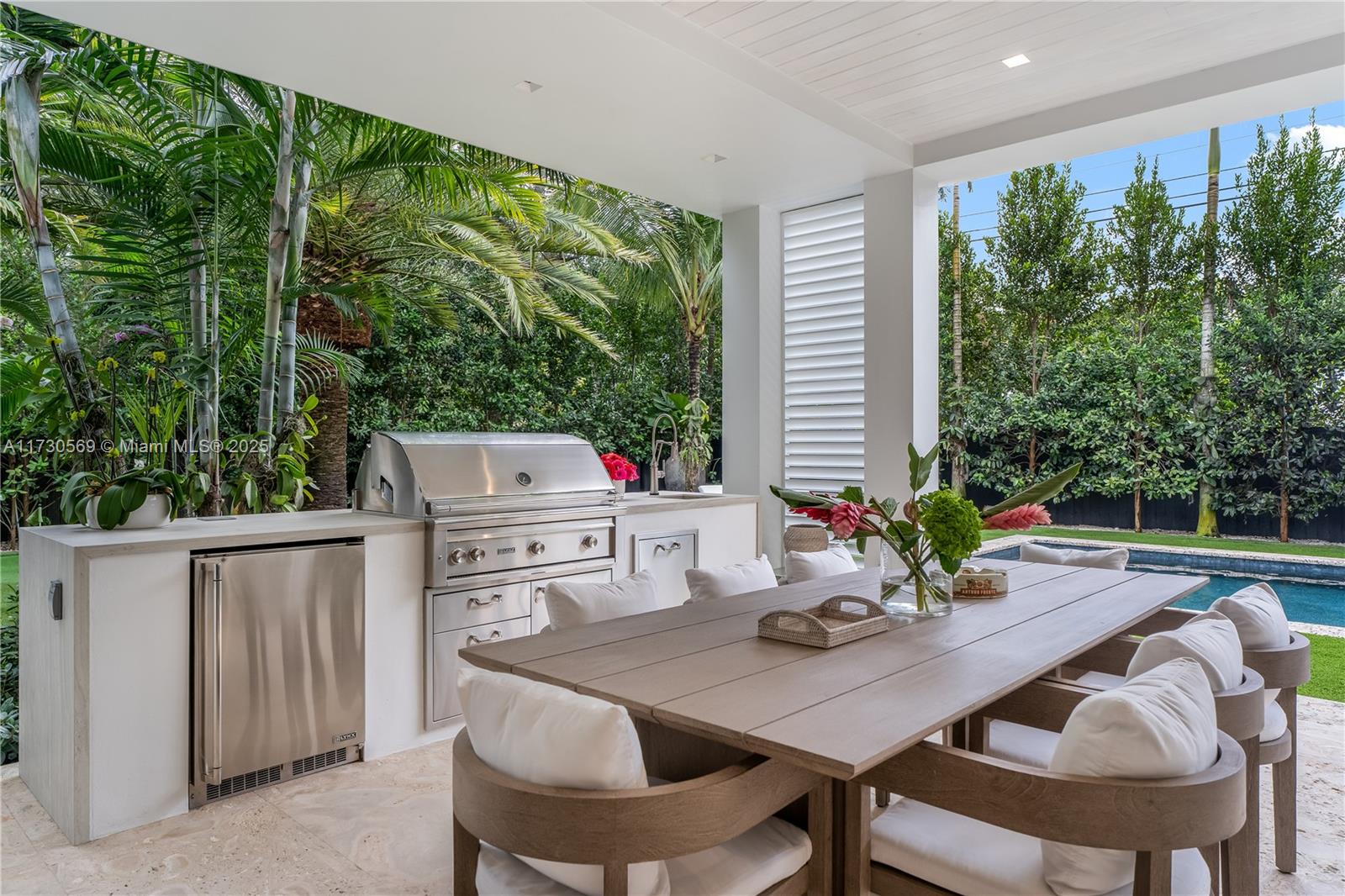 MANGO TERRACE - Residential