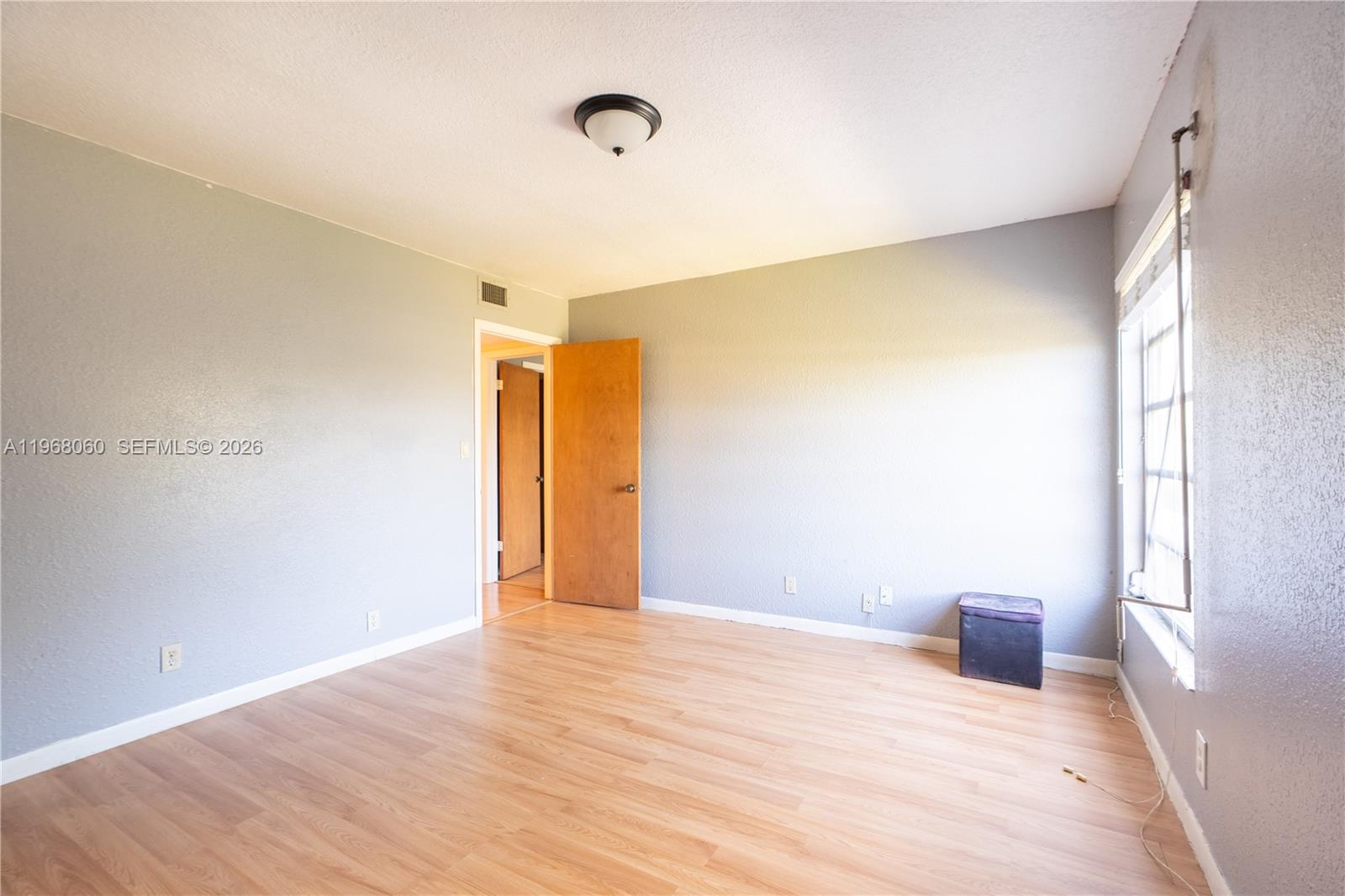 LAGO WEST CONDOMINIUM - Residential