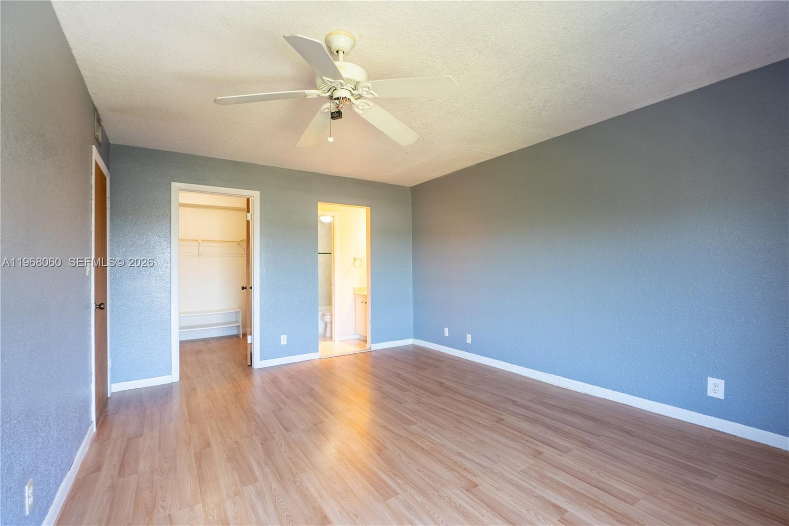 LAGO WEST CONDOMINIUM - Residential
