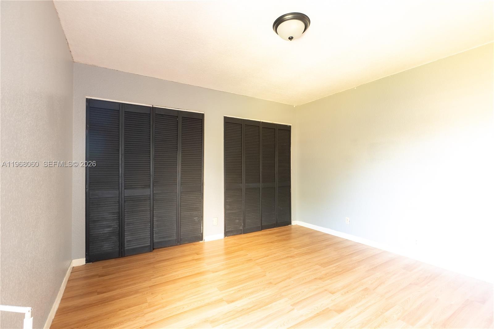 LAGO WEST CONDOMINIUM - Residential
