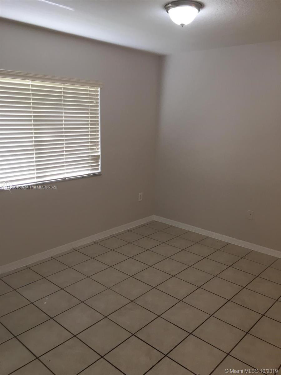 MONTEREY AT MALIBU BAY CO - Residential Lease