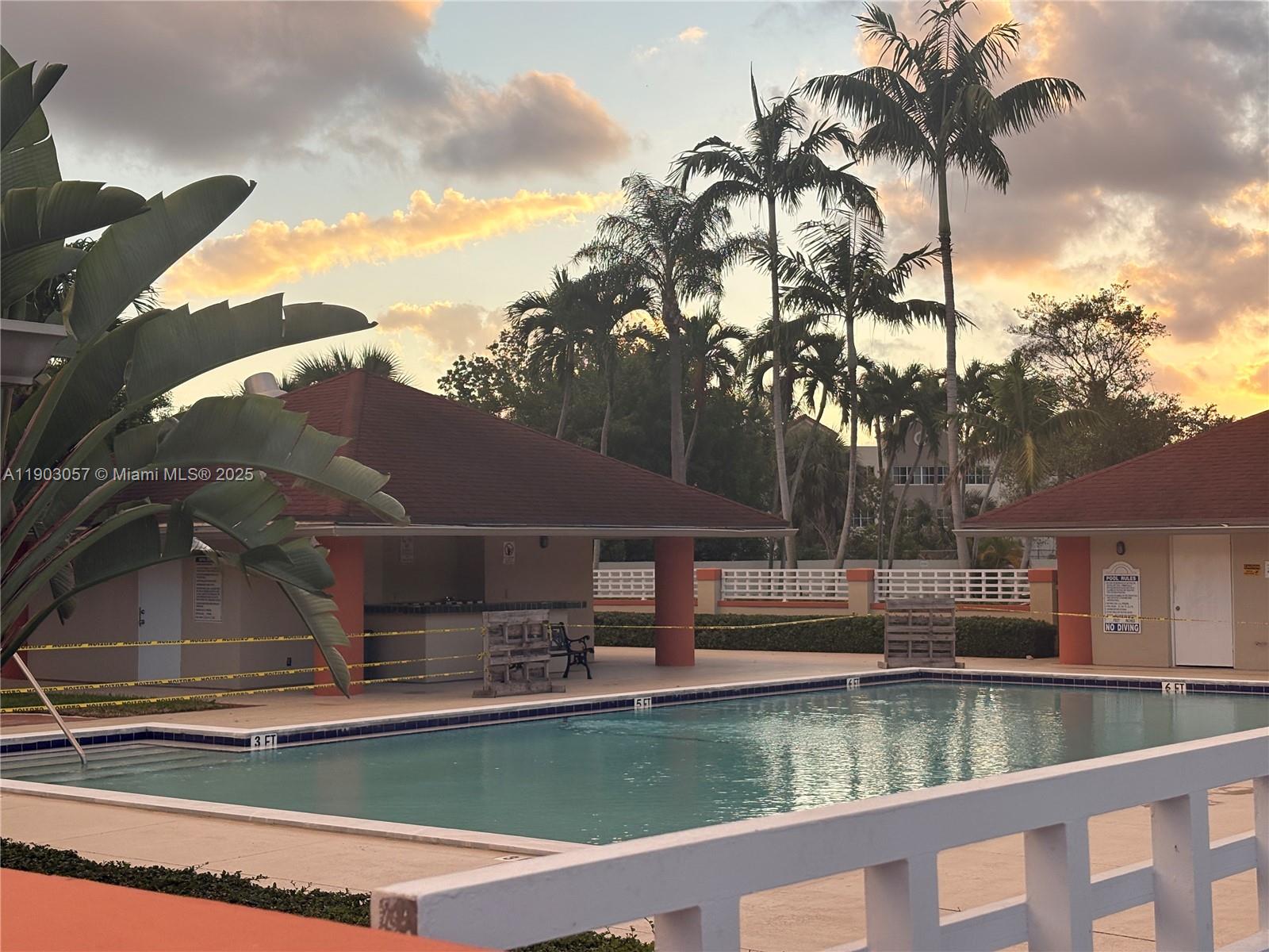 VILLA RUSTICA I CONDO - Residential