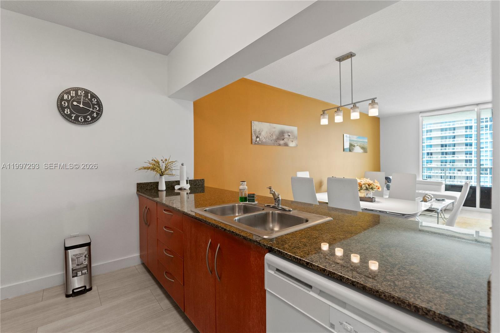 THE CLUB AT BRICKELL BAY - Residential