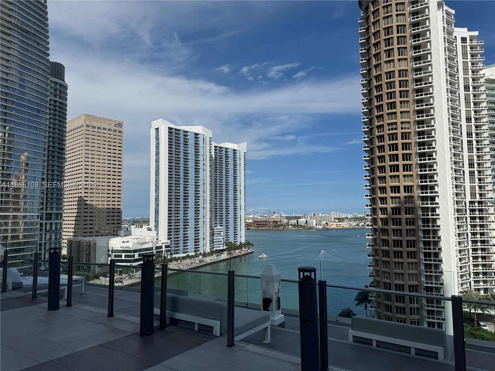 ICON BRICKELL 2 - Residential