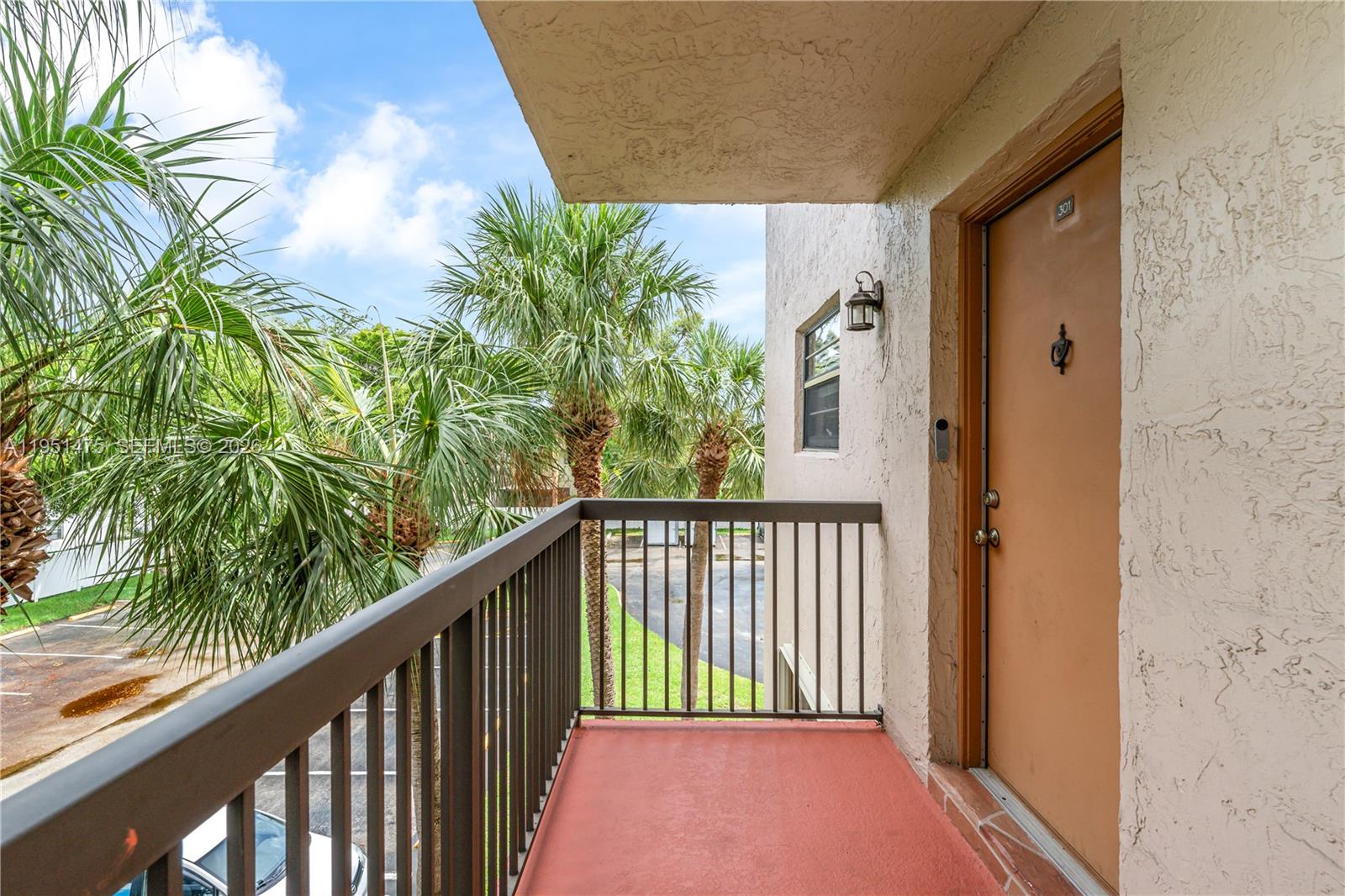 LAKES OF CARRIAGE HILLS - Residential