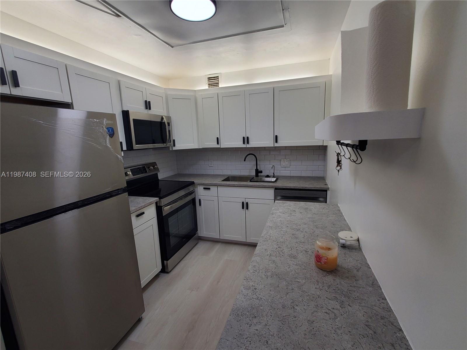 KINGSLEY AT CENTURY VILLA - Residential