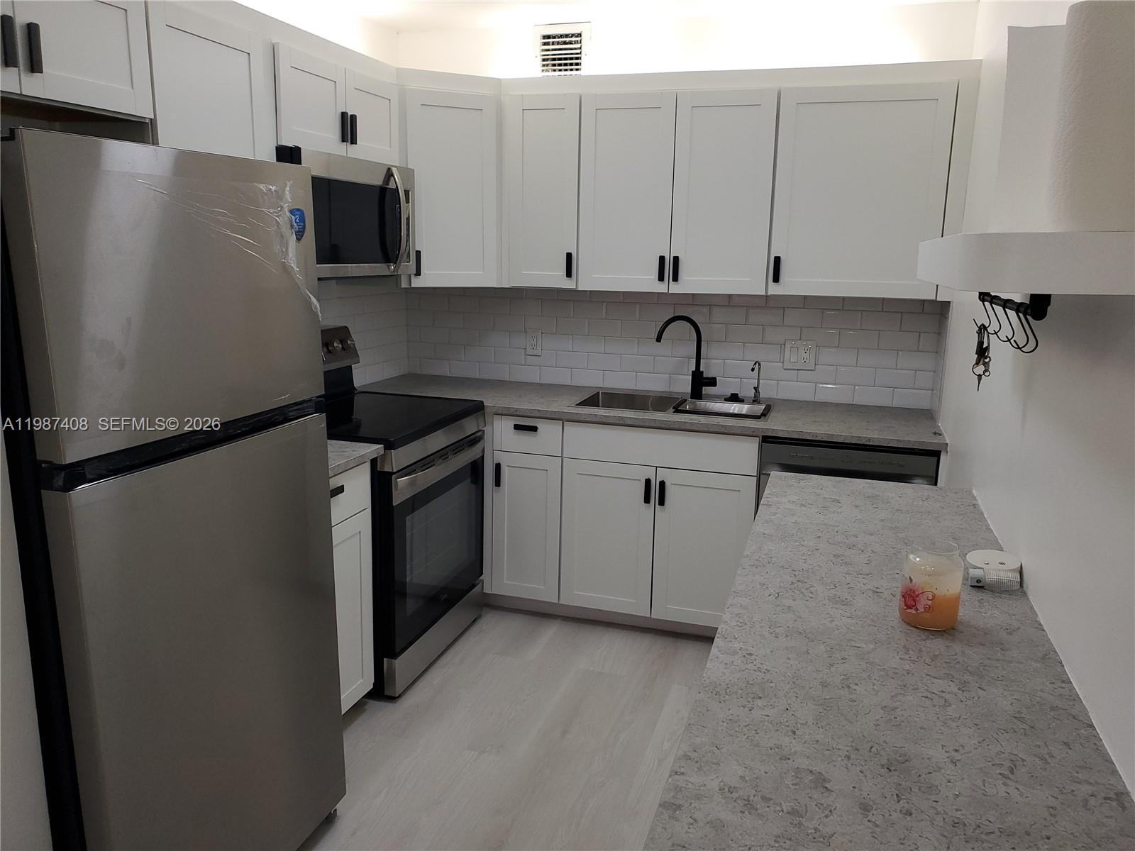 KINGSLEY AT CENTURY VILLA - Residential
