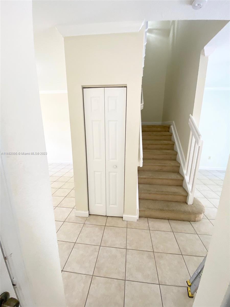 FLORIDIAN ISLES - Residential