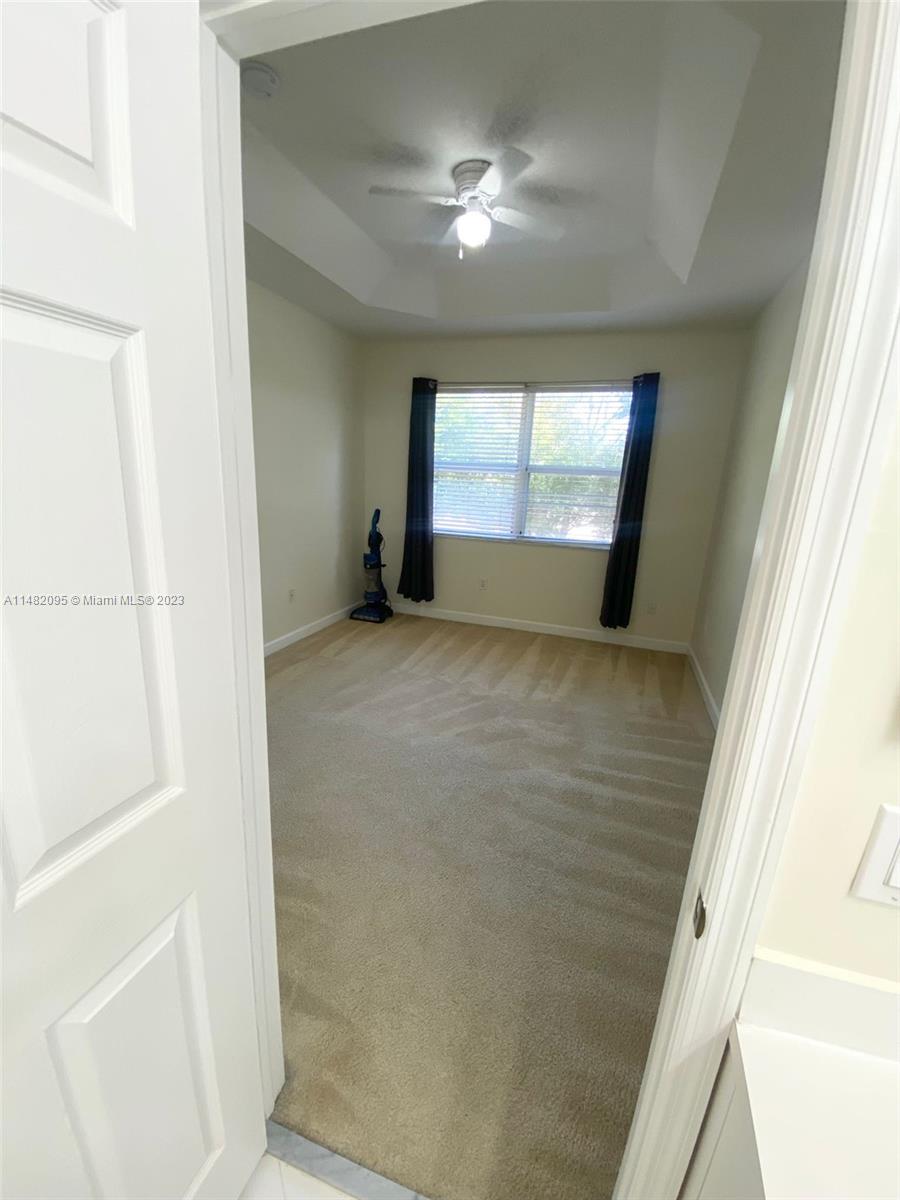 FLORIDIAN ISLES - Residential