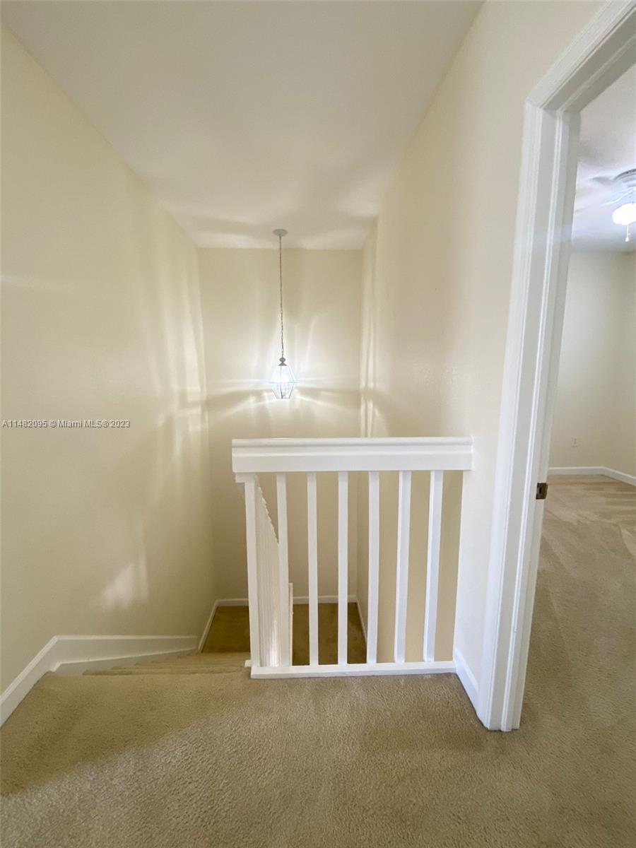 FLORIDIAN ISLES - Residential
