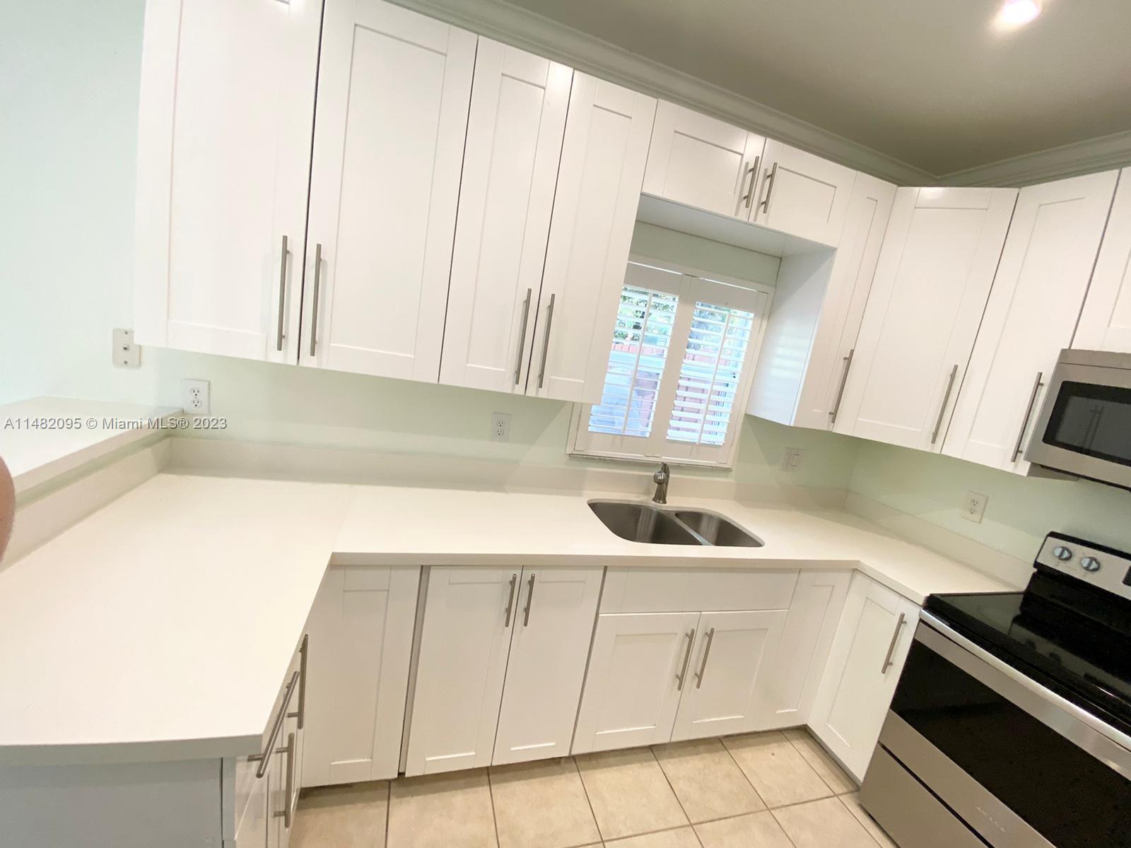 FLORIDIAN ISLES - Residential