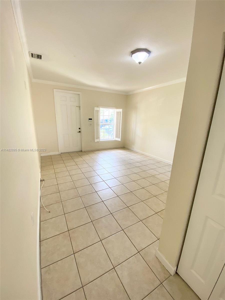 FLORIDIAN ISLES - Residential