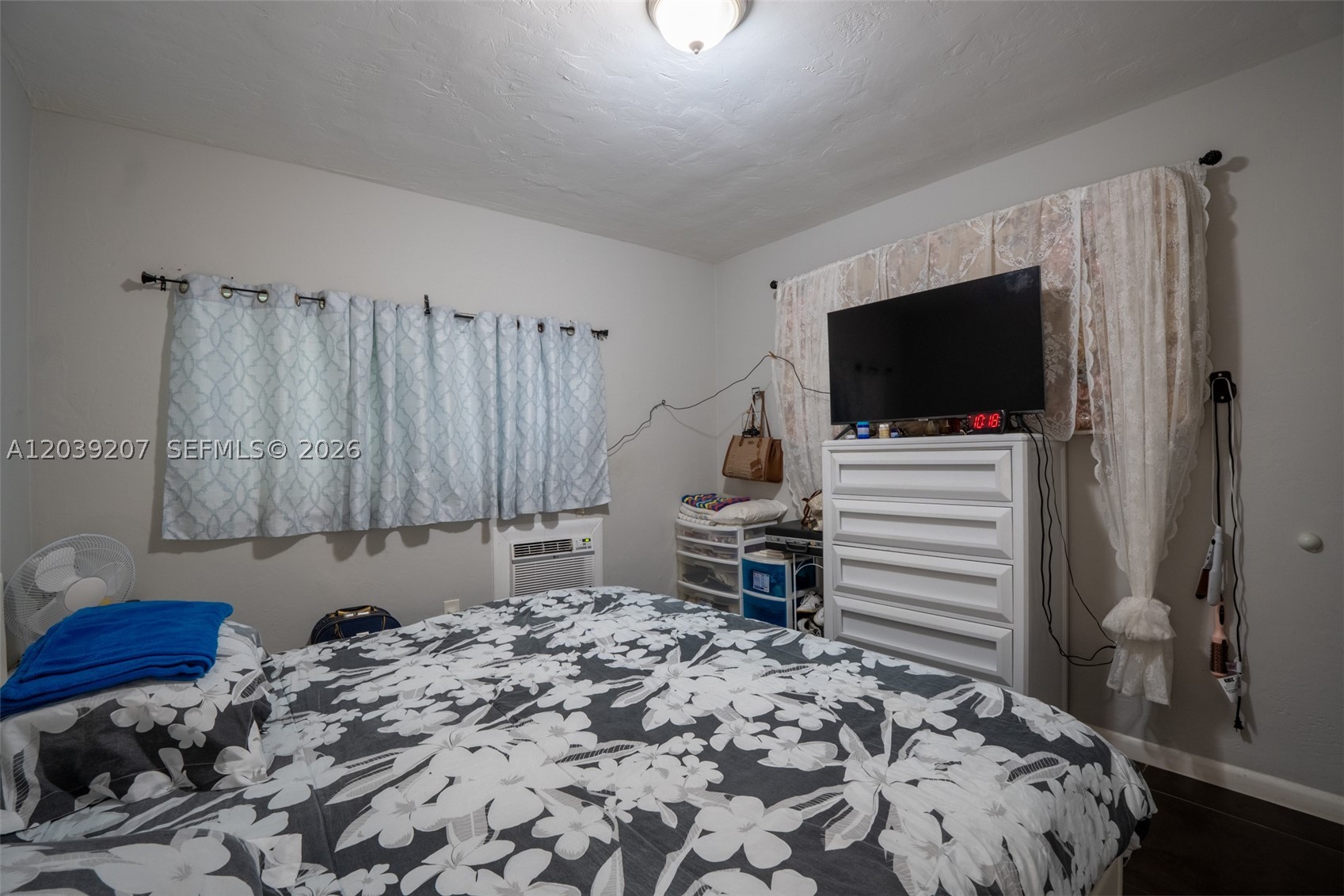 SHERRY PARK - Residential Lease