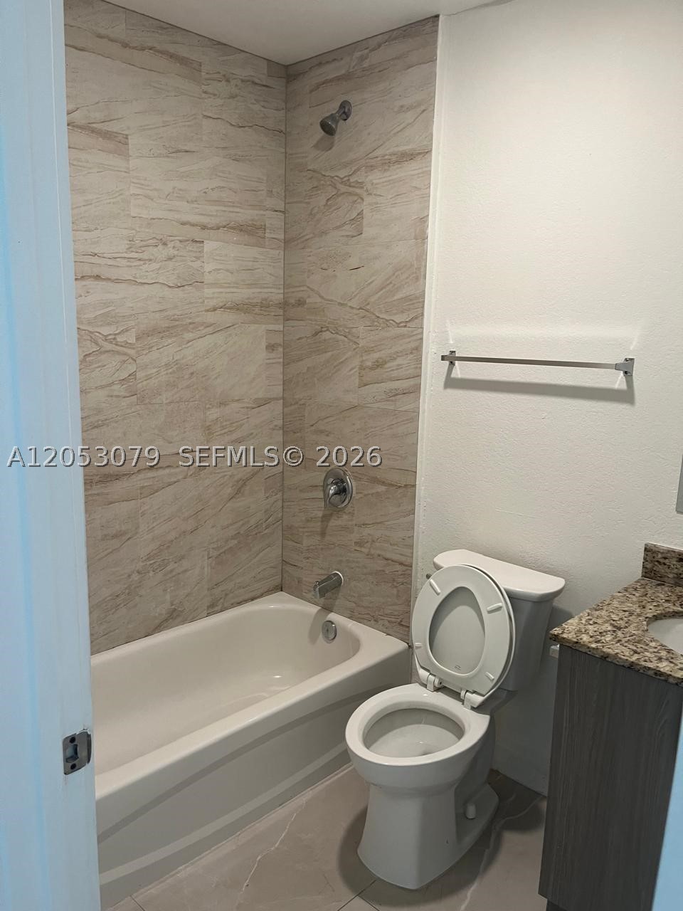 DIXIE HGTS GARDENS - Residential Lease
