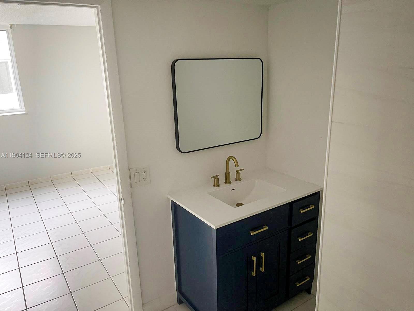 SAMARI LAKE EAST CONDO - Residential Lease