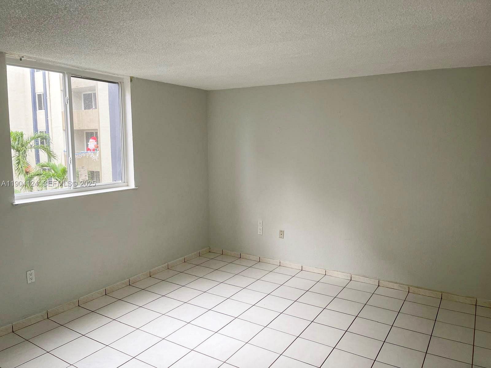SAMARI LAKE EAST CONDO - Residential Lease