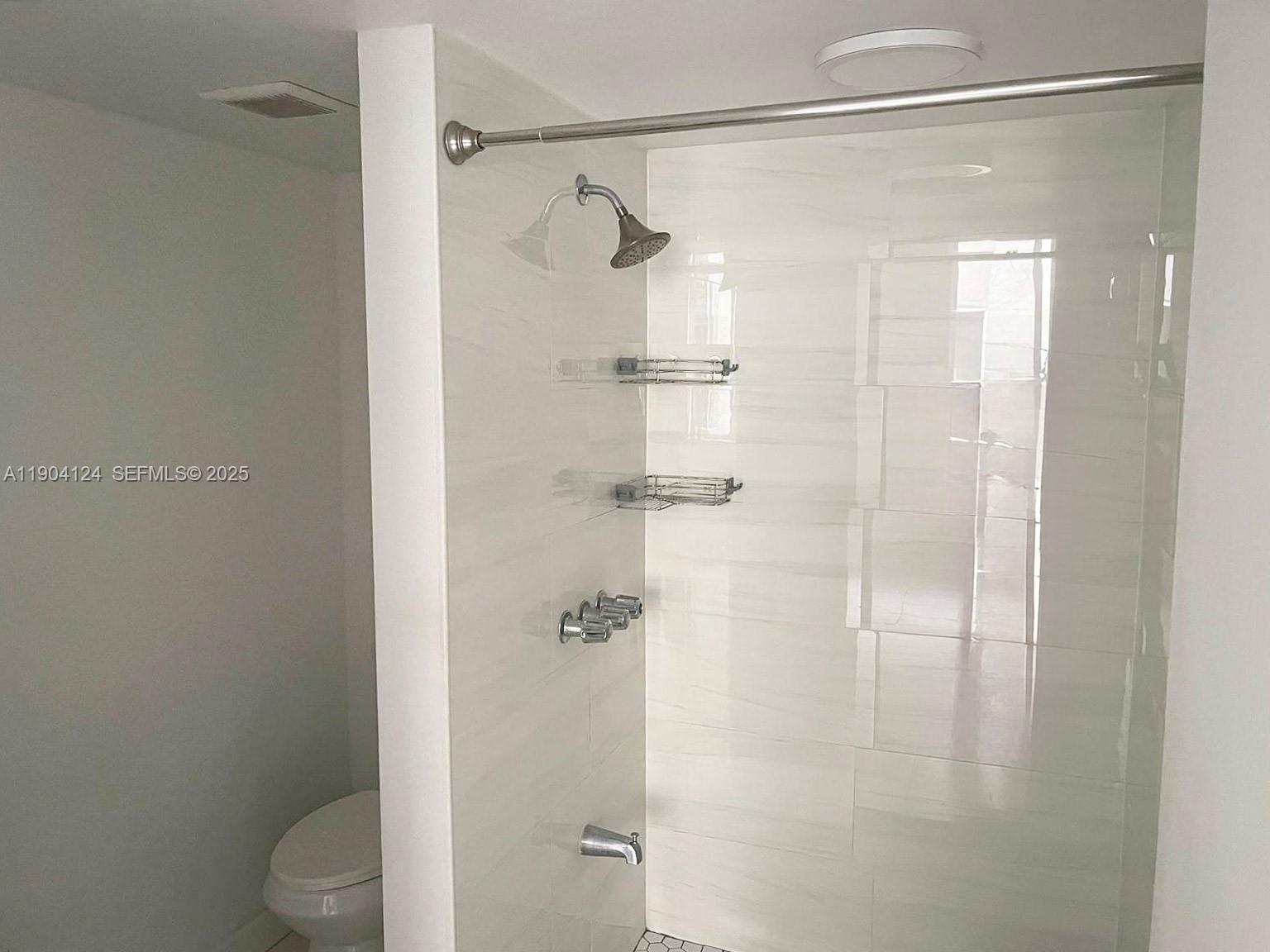 SAMARI LAKE EAST CONDO - Residential Lease