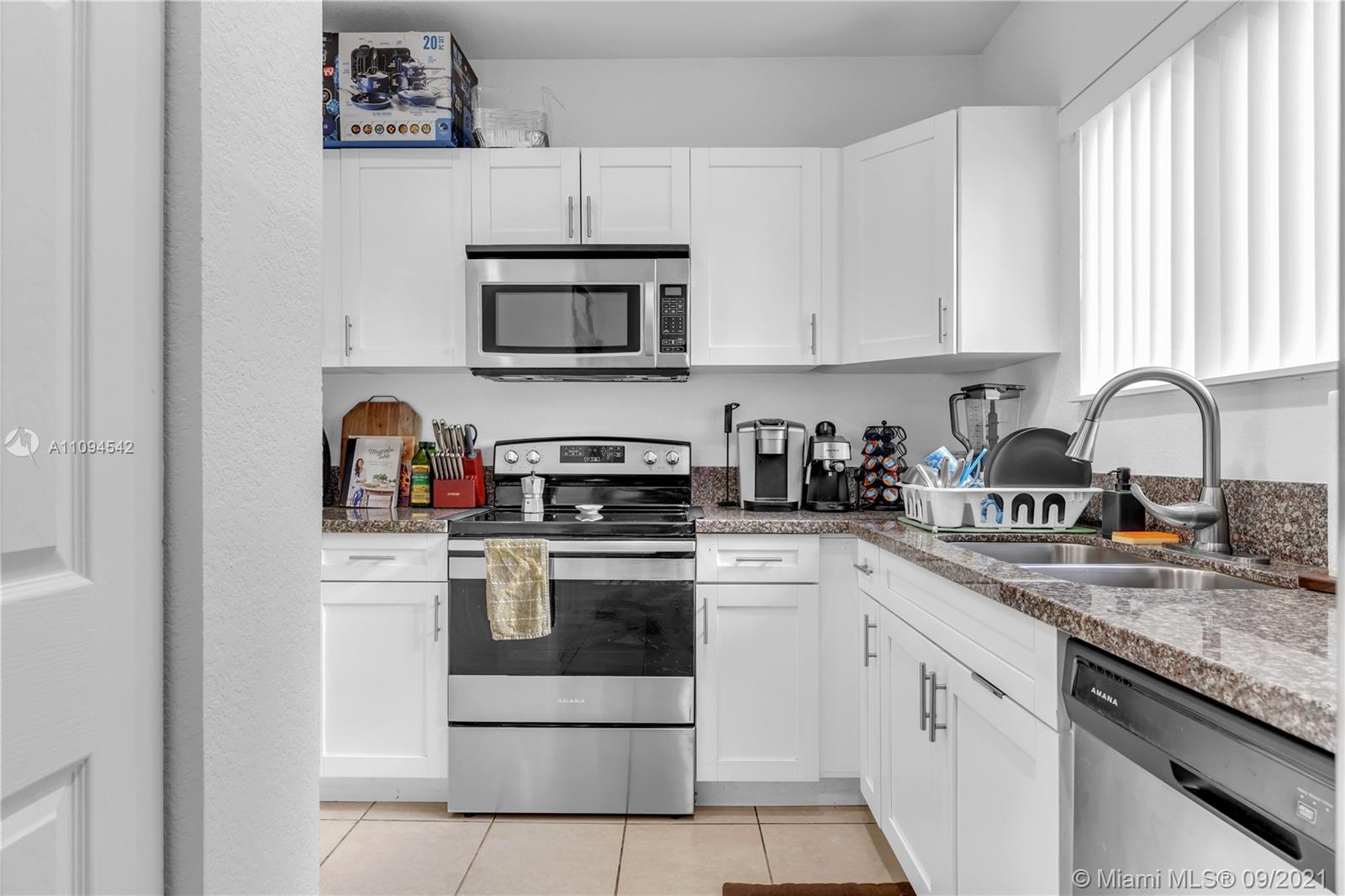 EMILIOS PLACE AT OASIS - Residential
