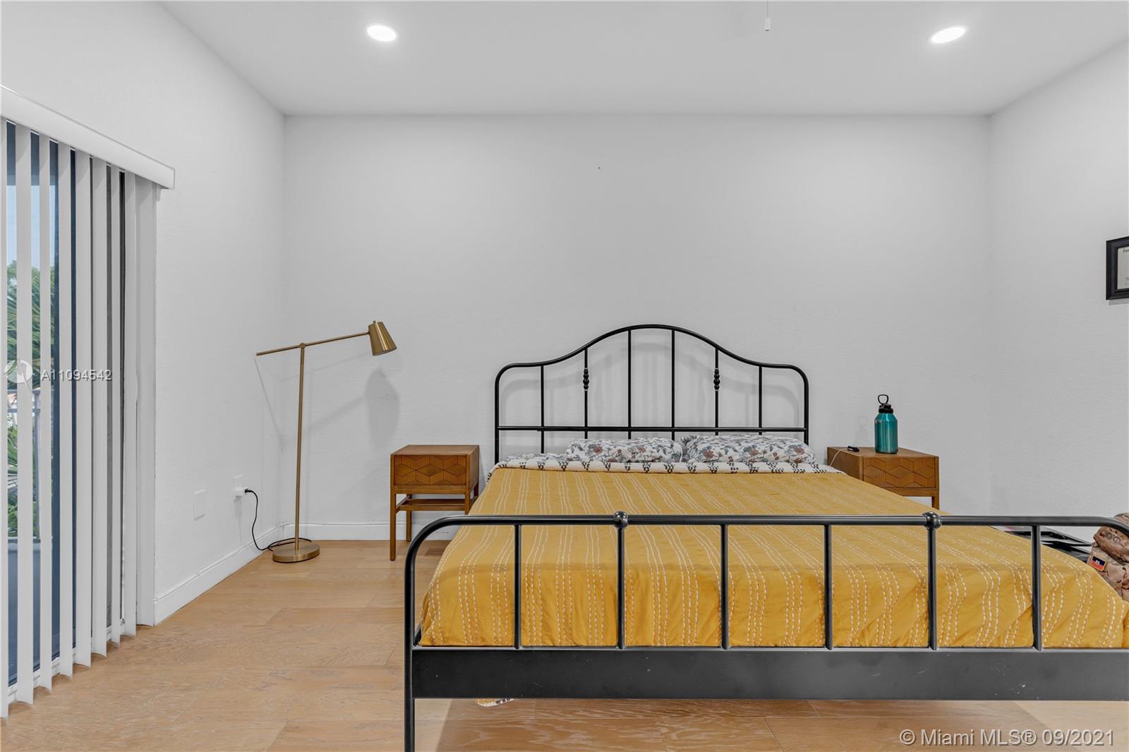 EMILIOS PLACE AT OASIS - Residential