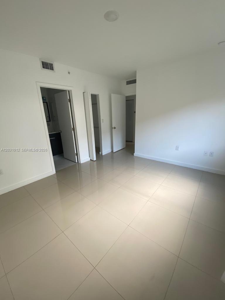 Los MolinosNew Development - Residential Lease