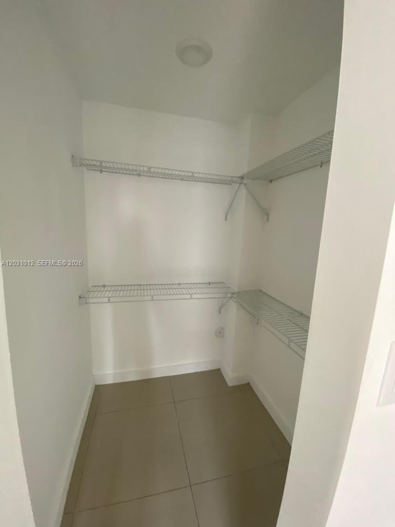 Los MolinosNew Development - Residential Lease