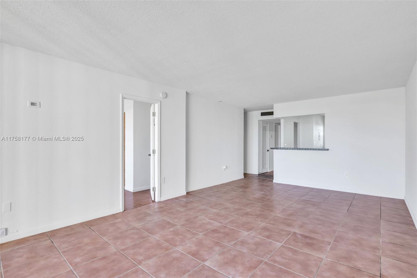 JADE WINDS GROUP - - Residential