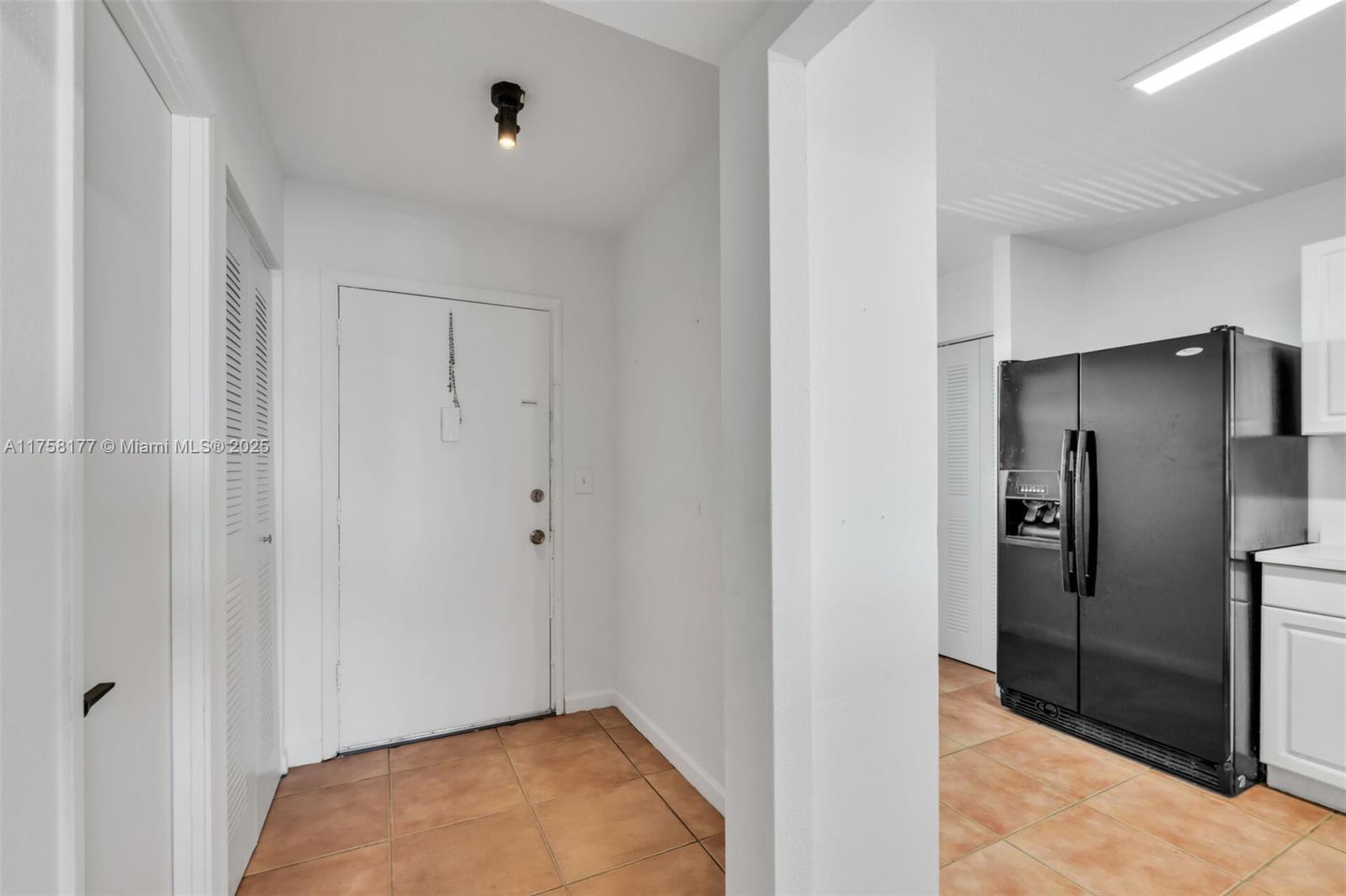 JADE WINDS GROUP - - Residential