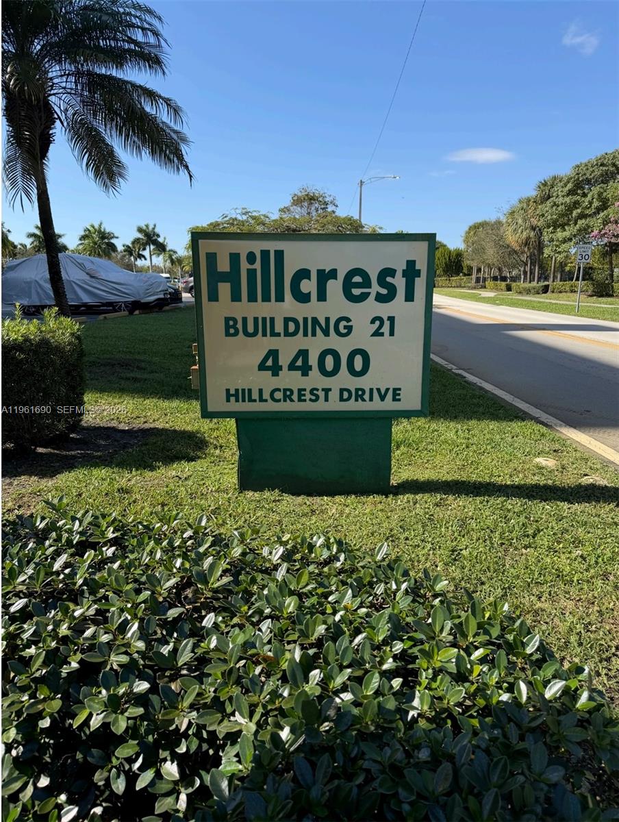 HILLCREST NO 21 CONDO - Residential