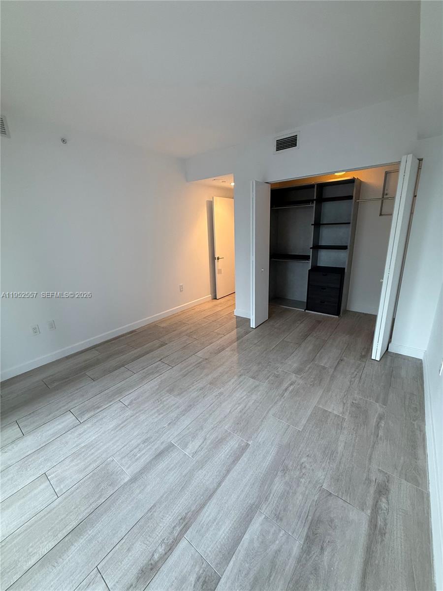 BRICKELL HEIGHTS EAST CON - Residential