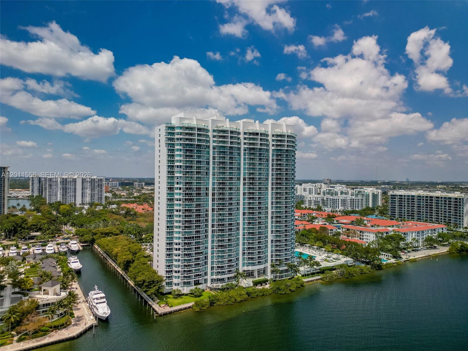THE PENINSULA CONDO - Residential