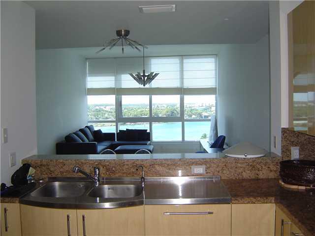 CONTINUUM ON SOUTH BEACH - Residential Lease