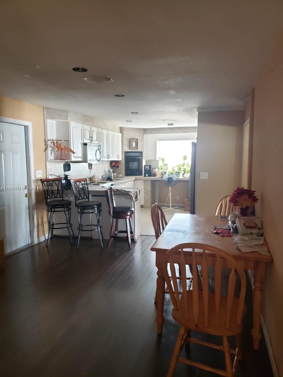 LAKE SURPRISE ESTATES - Residential