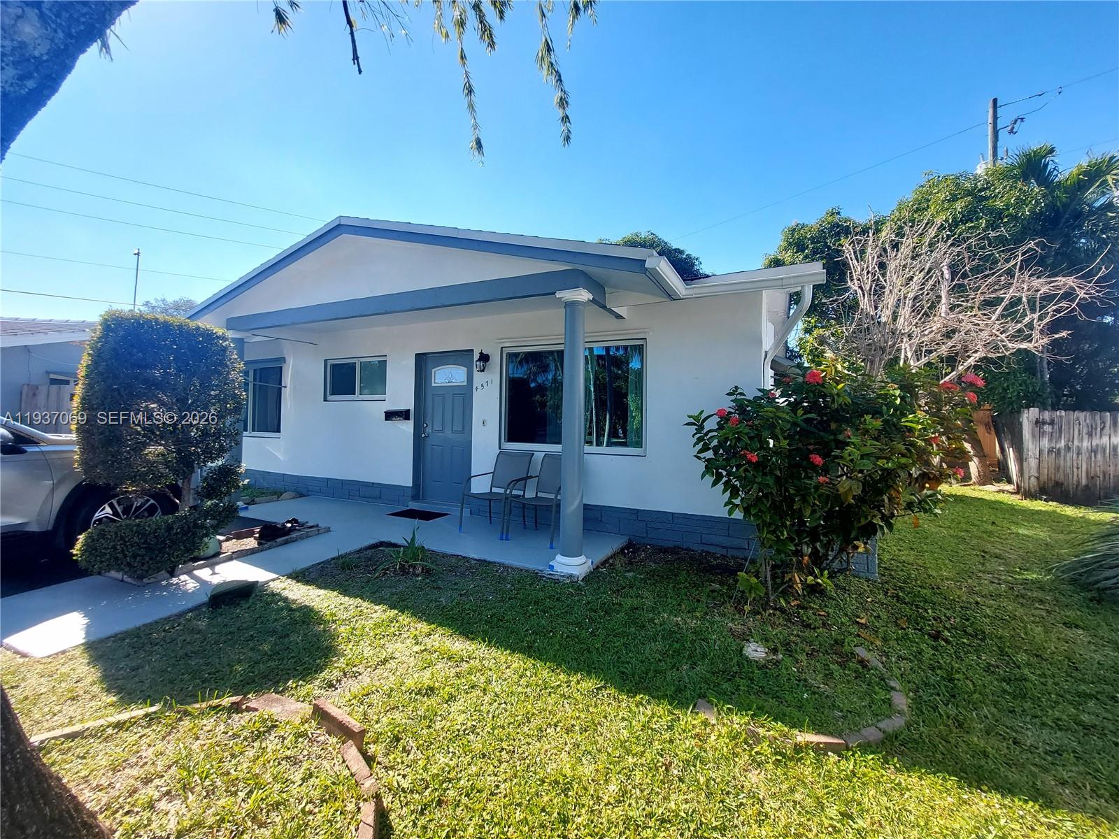 TAMARAC LAKES SECOND SEC - Residential