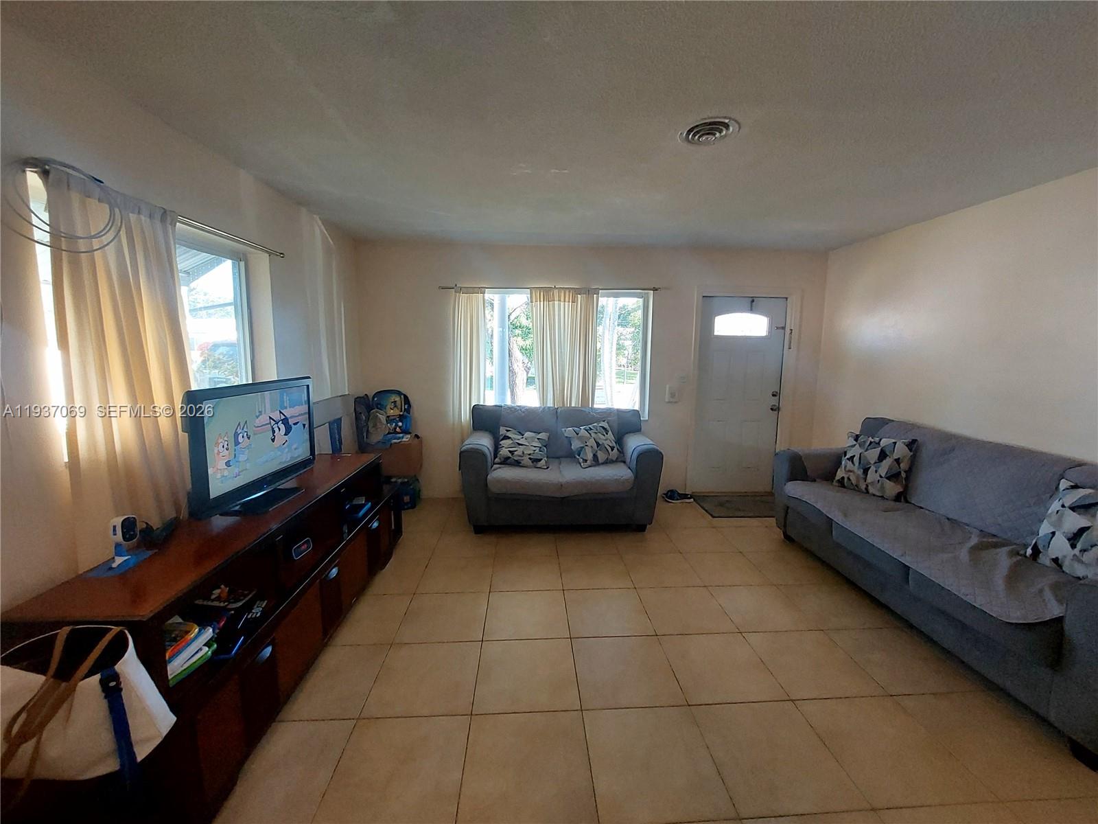 TAMARAC LAKES SECOND SEC - Residential