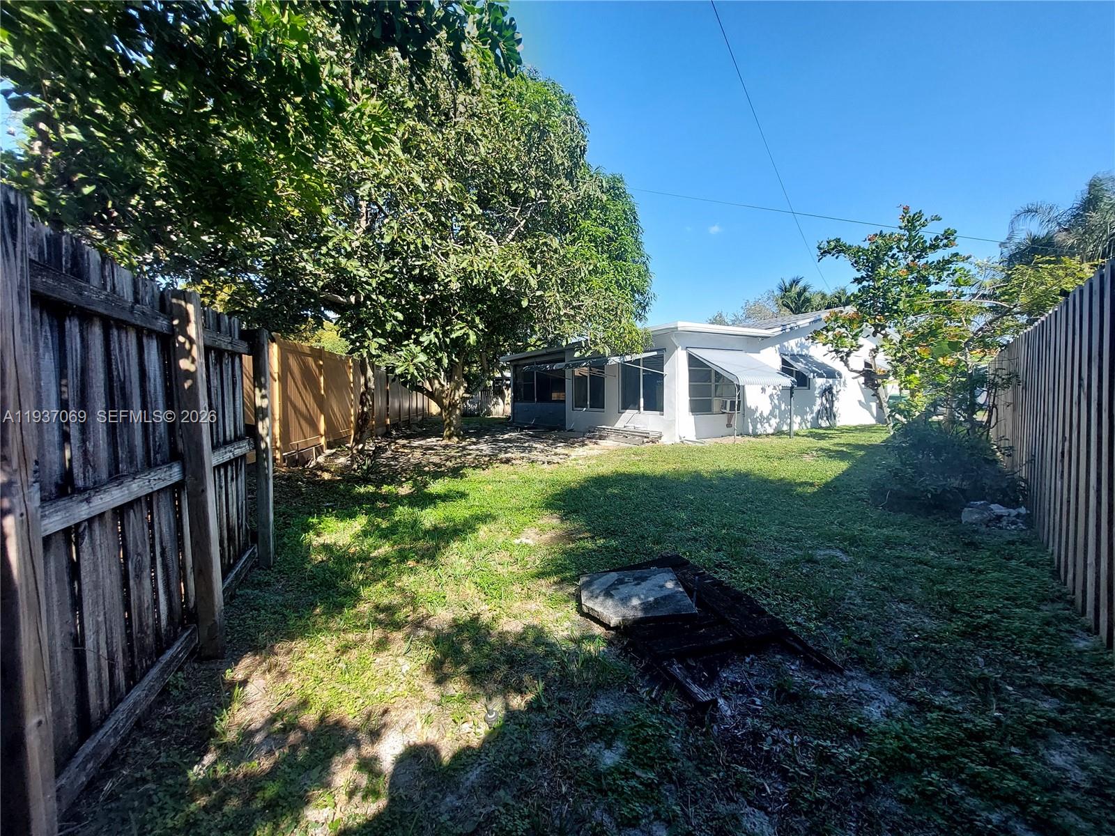 TAMARAC LAKES SECOND SEC - Residential