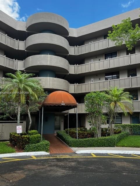 COLONY POINT 4 CONDO - Residential