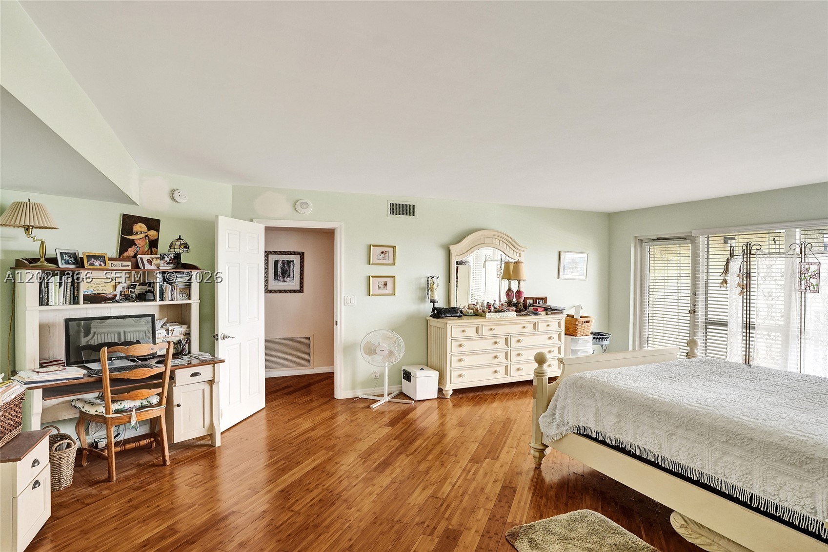 HAMPTON BEACH CLUB CONDO - Residential