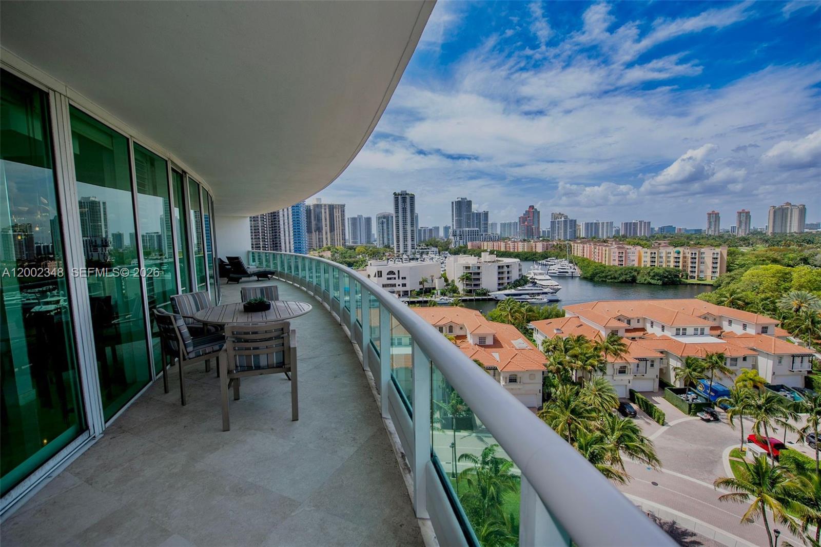 TOWERS OF PORTO VITA-SOUT - Residential Lease