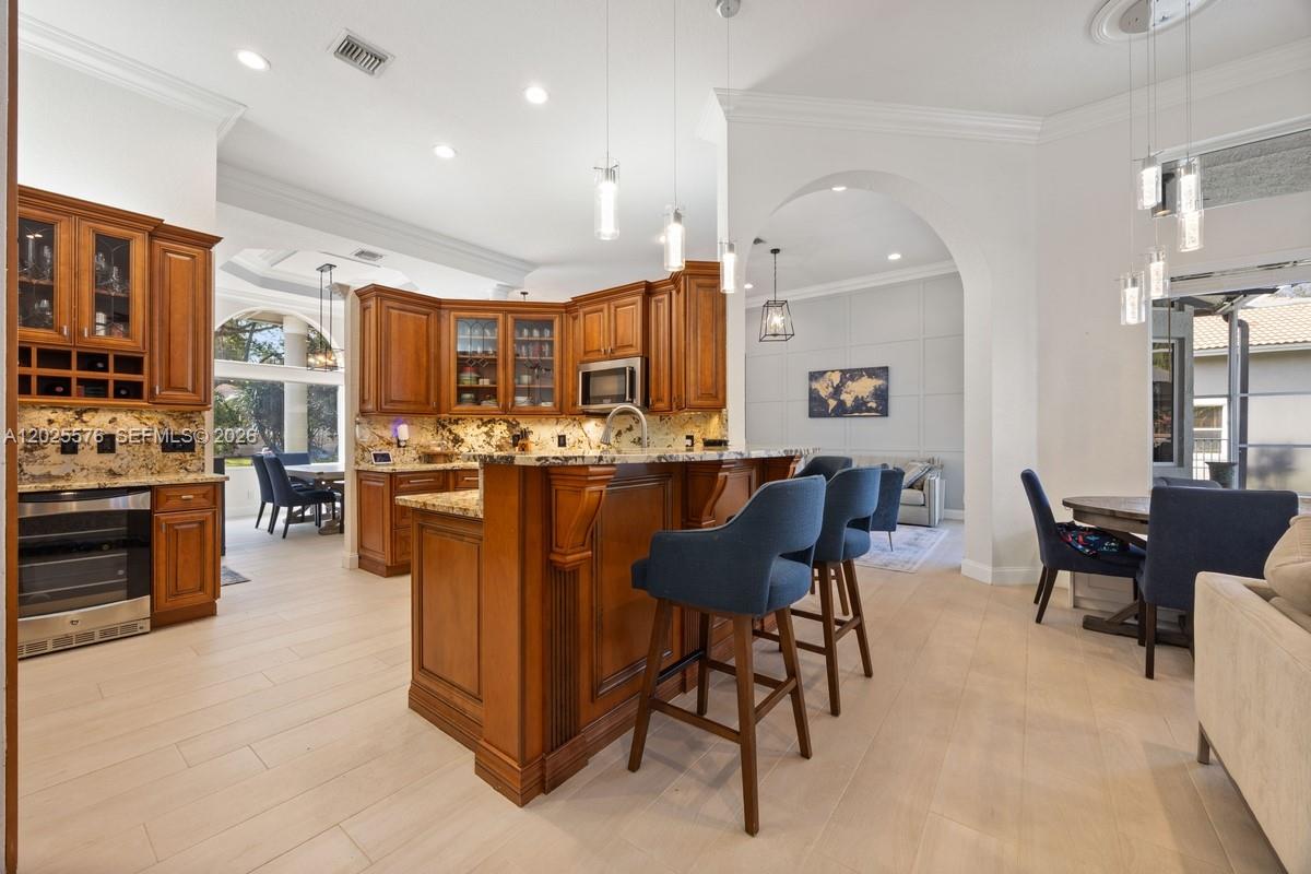 THE ISLES - Residential Lease