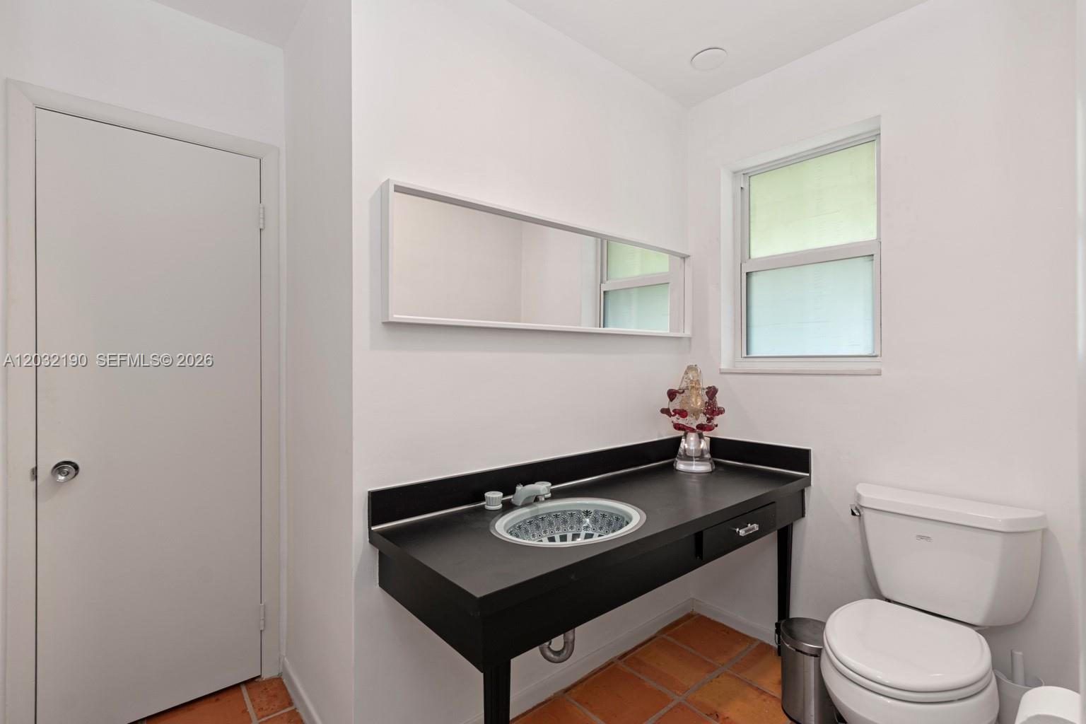 COUNTY SQUIRE ESTS SEC 1 - Residential Lease