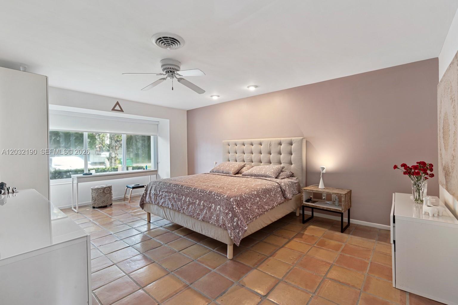COUNTY SQUIRE ESTS SEC 1 - Residential Lease