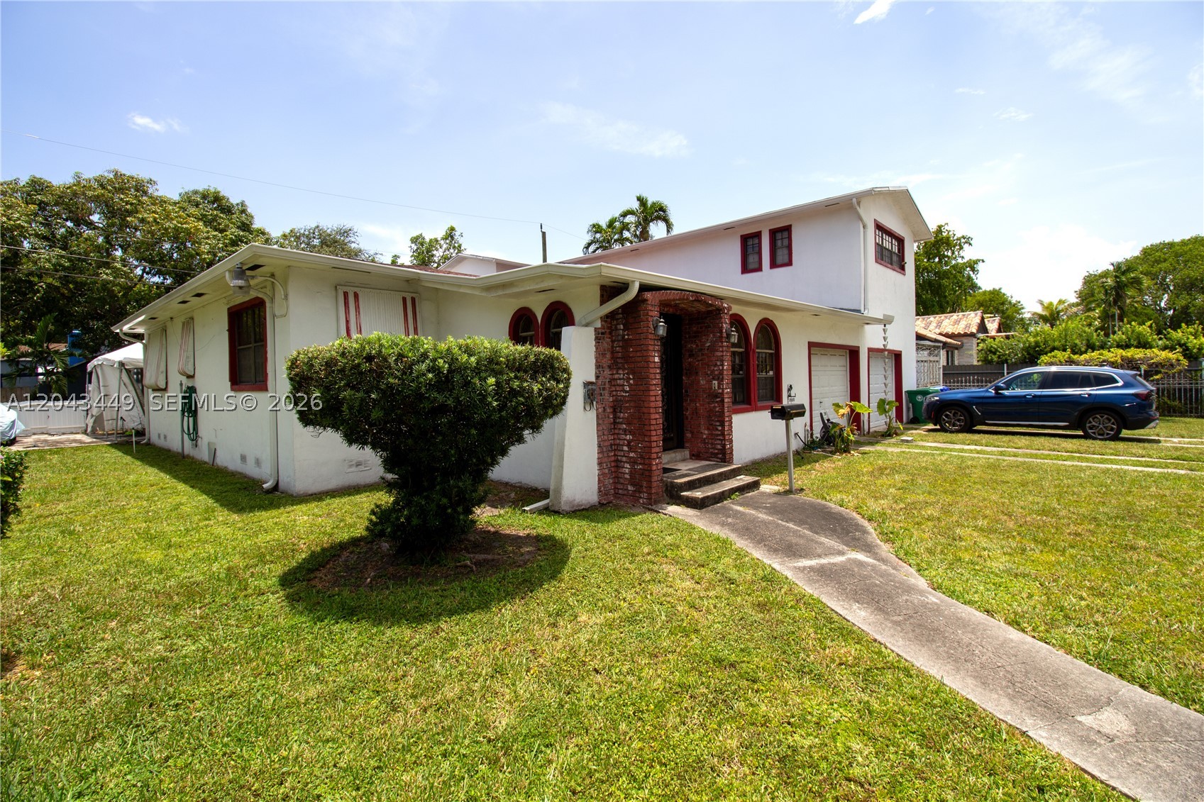 CRESTWOOD - Residential